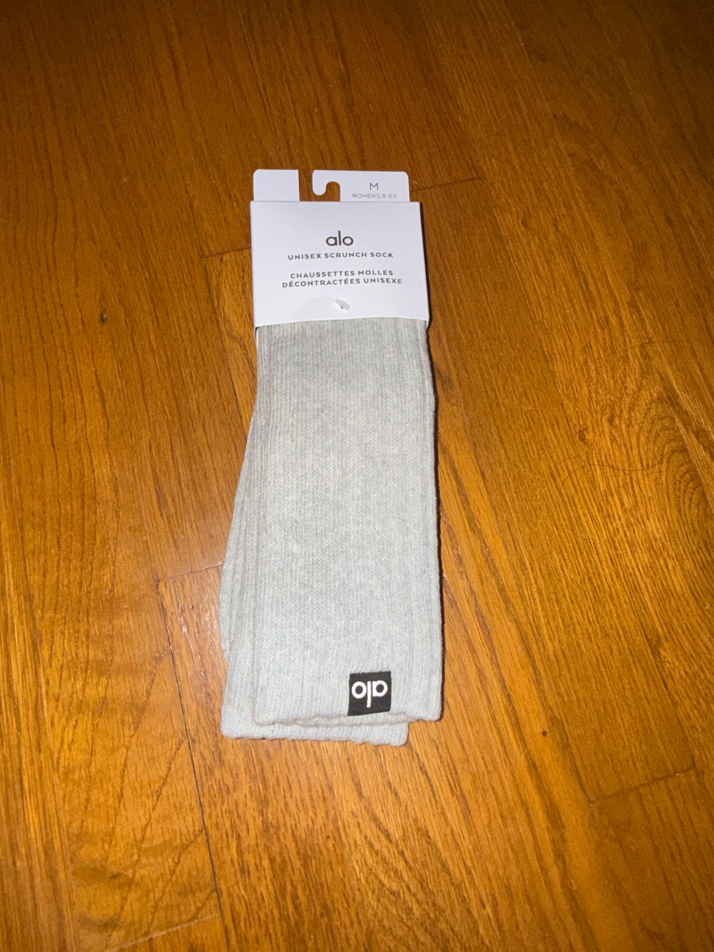 NWT ALO SCRUNCH SOCKS SIZE M